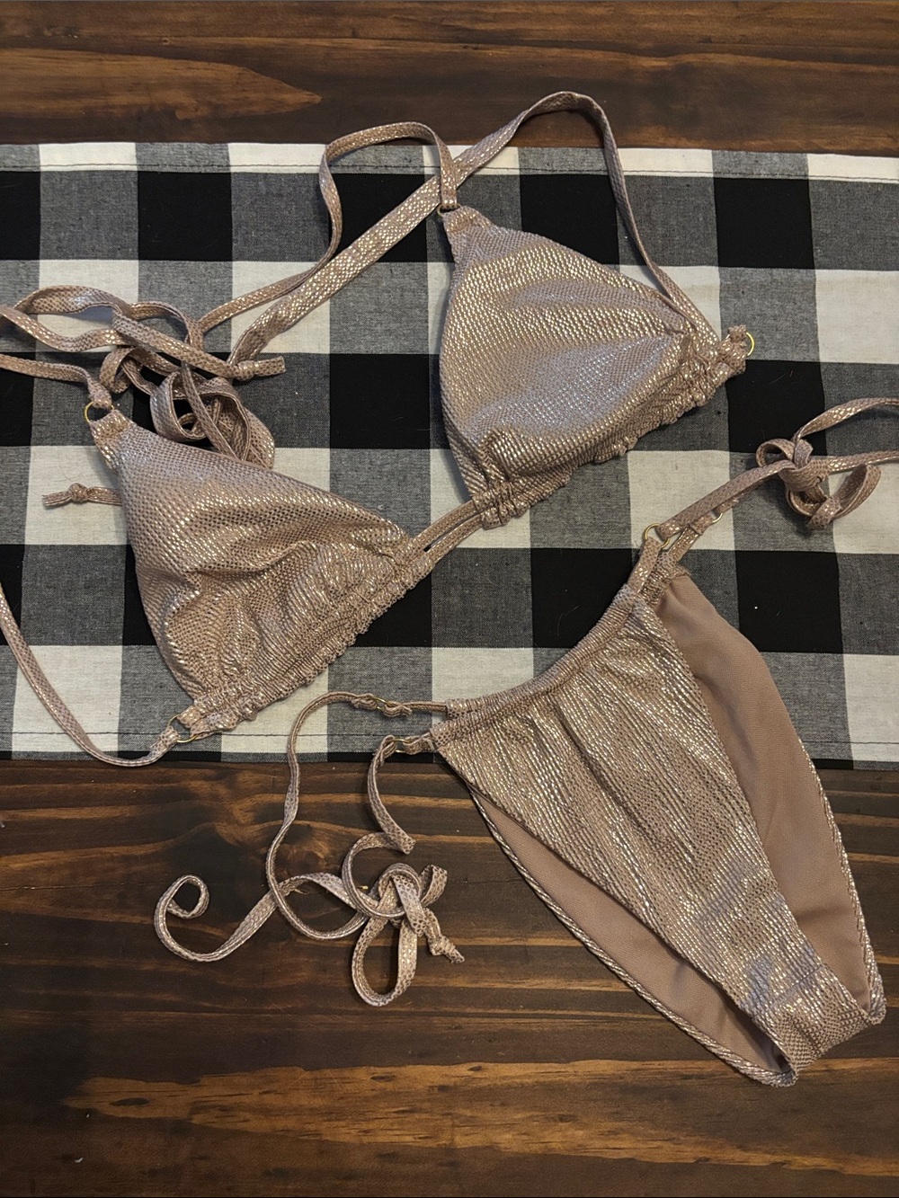 Good American Gold Crinkle Tanga Bikini Size 1 small Swim Bikini
